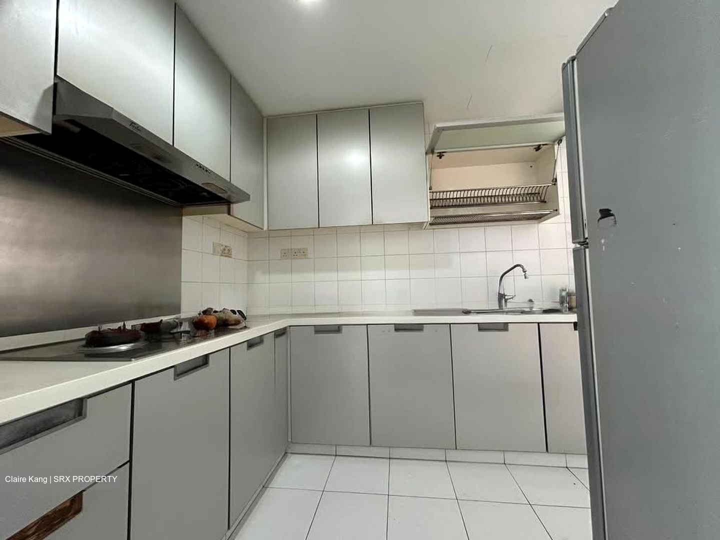 The Esparis (D18), Condominium #555009881